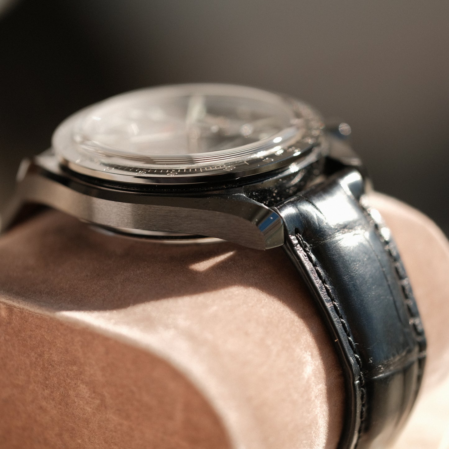 Speedmaster Ceramic ‘Dark Side of the Moon’, with Box.