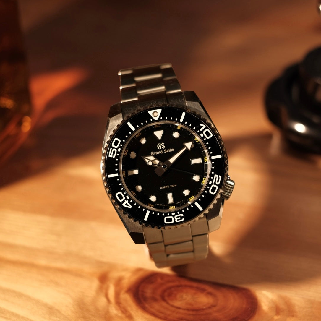 2019 Sports collection diver ref SBGX335, with Booklets & papers.