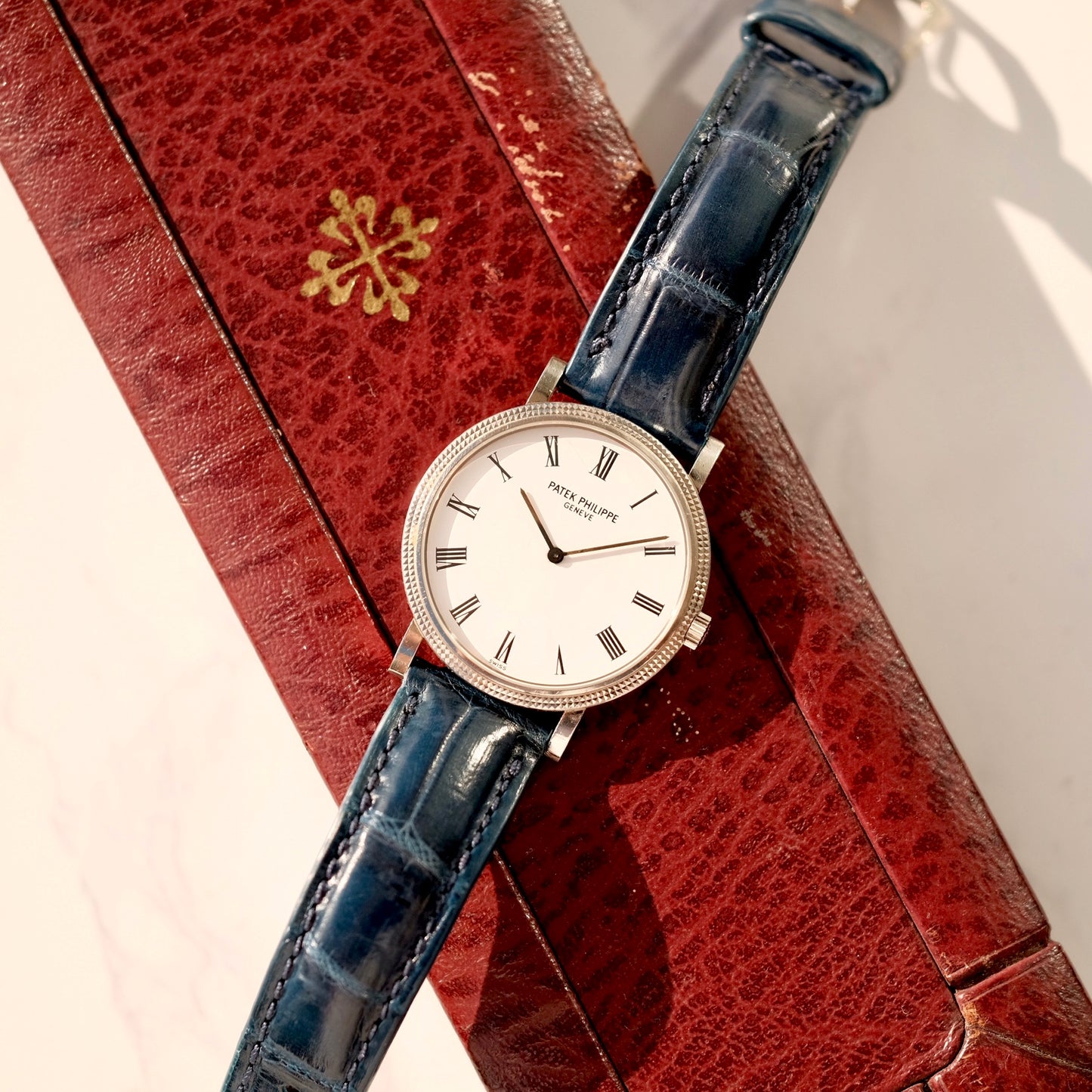 Calatrava Micro-Rotor 18k White Gold 5120G