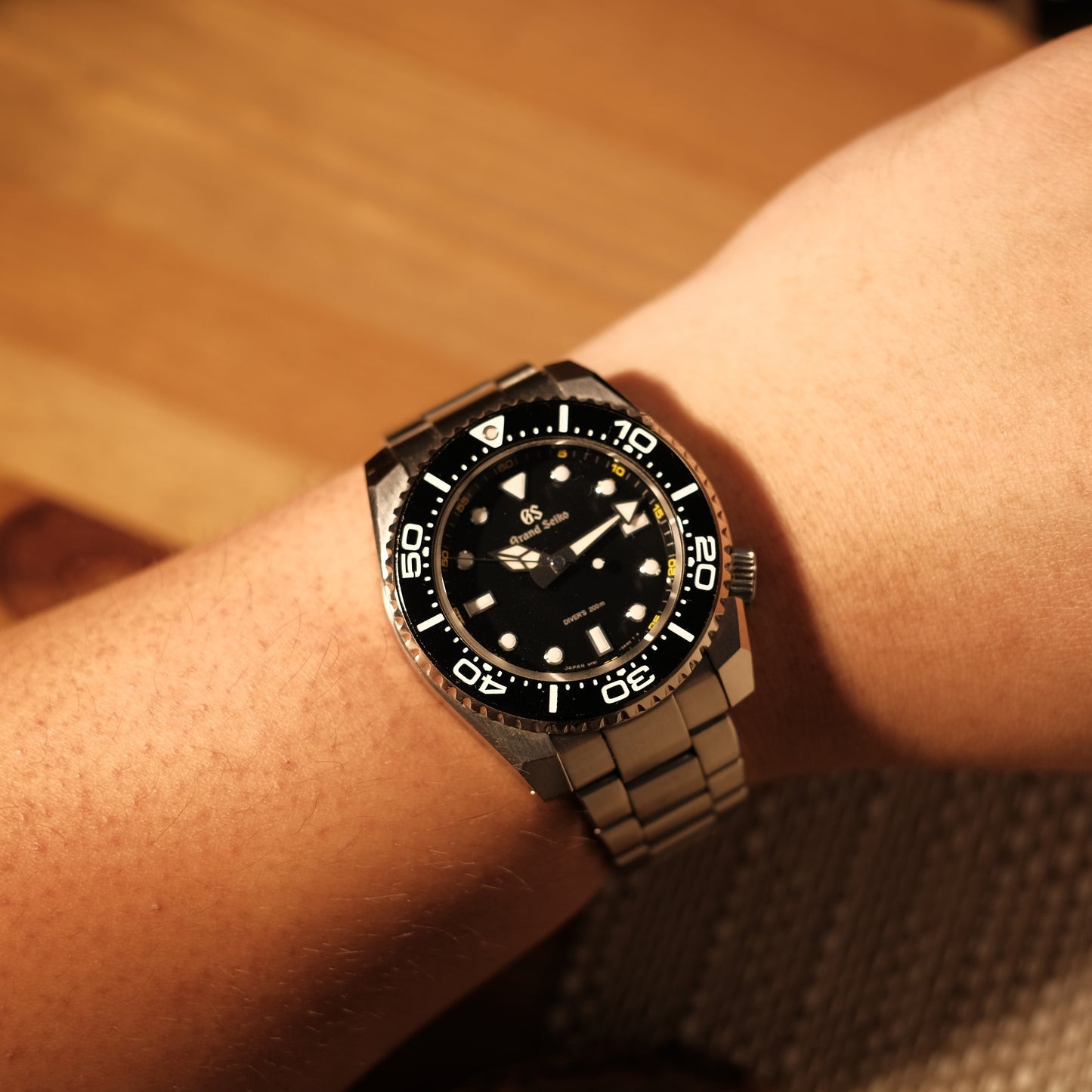 2019 Sports collection diver ref SBGX335, with Booklets & papers.