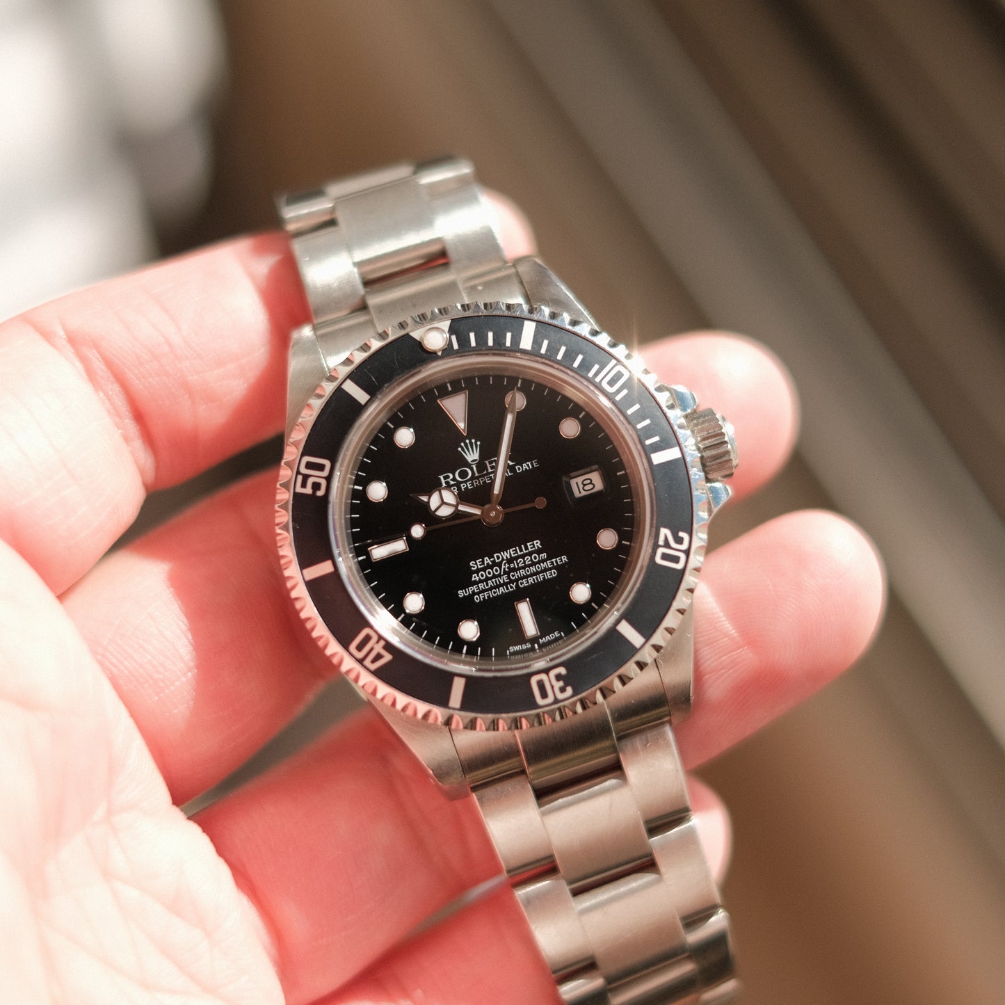 2000 Sea-Dweller 16600, Navy tone Bezel- Strong Chamfers & Full Set.