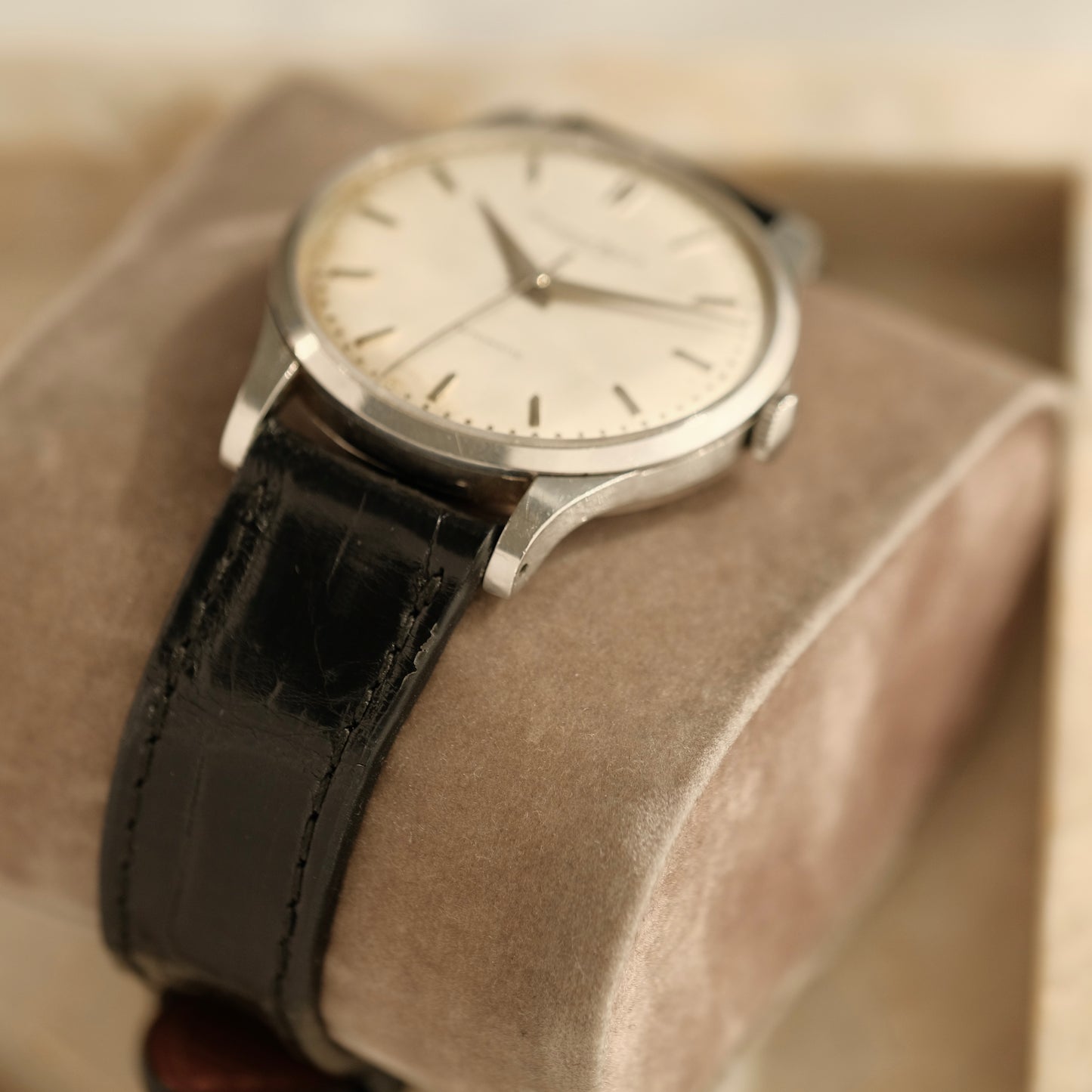 Circa 60’s ‘Jumbo Calatrava’ Cal 853 Pellaton