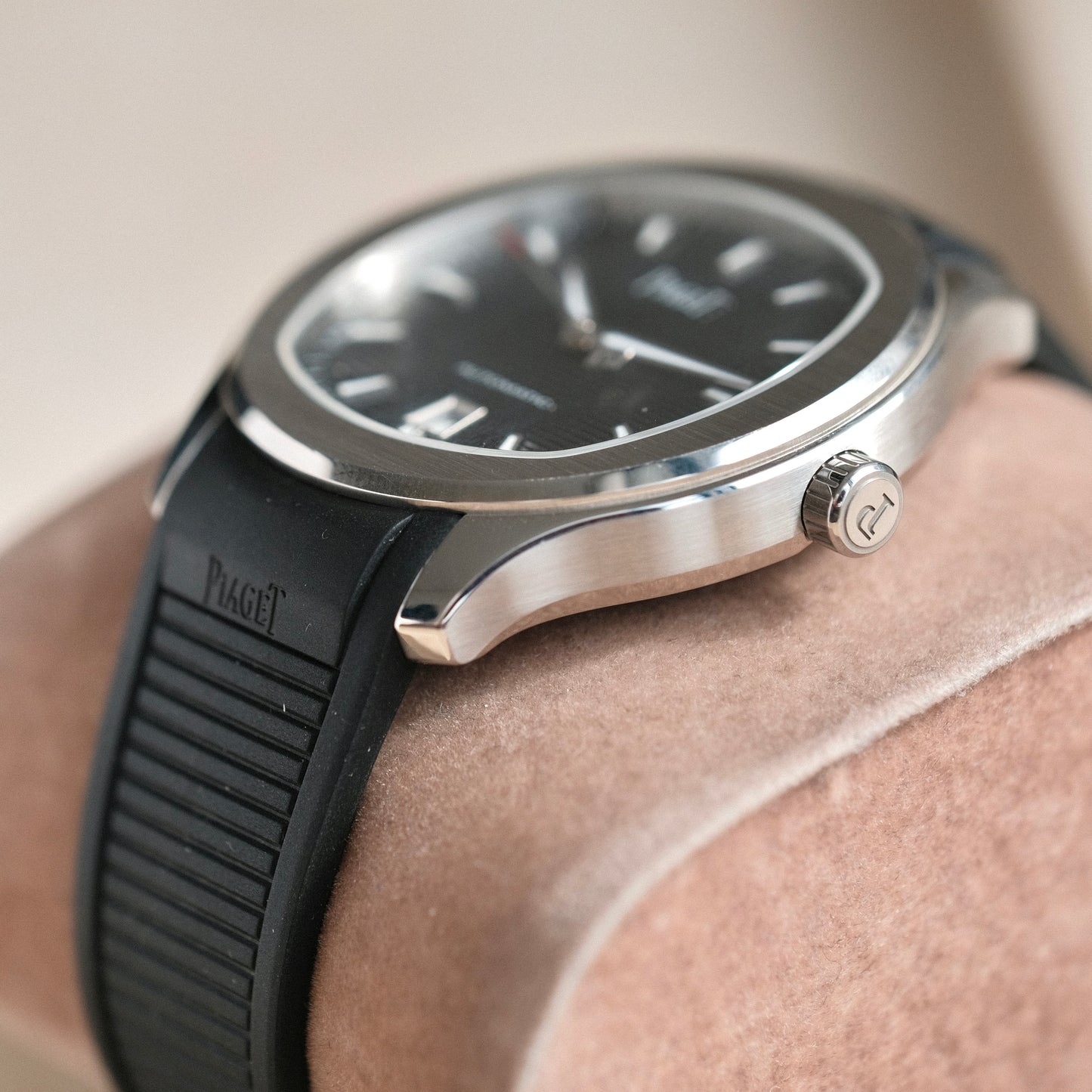 2022 Polo Date ref G0A47014, Box & papers.