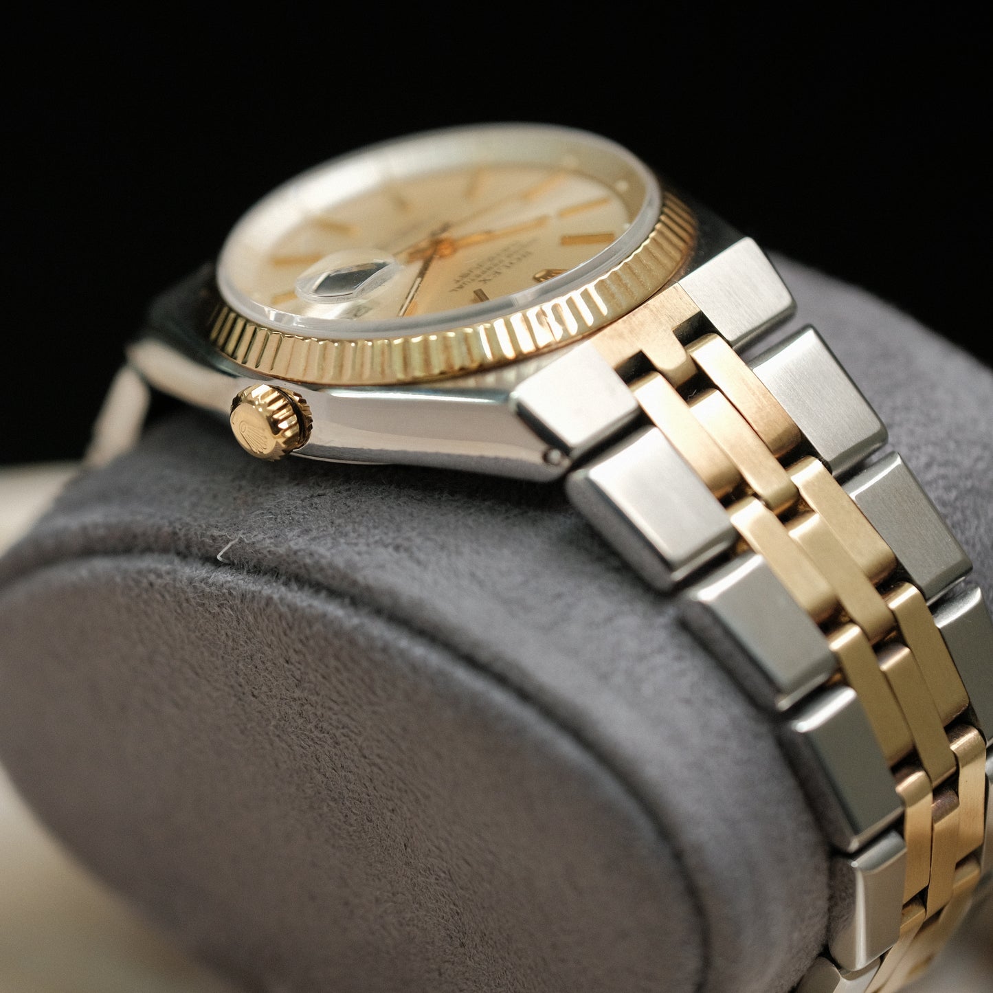 1976 Datejust 1630 pre-Oysterquartz; Extremely rare reference with RSC card.