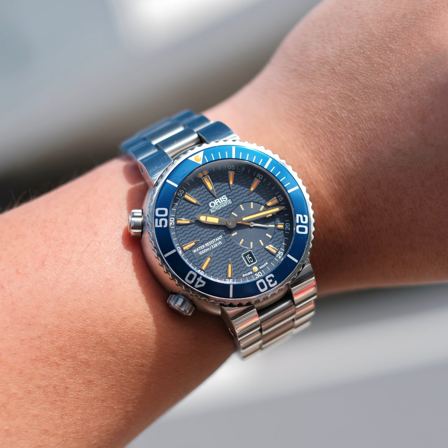 2010 7609 Diver Great Barrier Reef Limited 1000 pieces, Box & Papers.