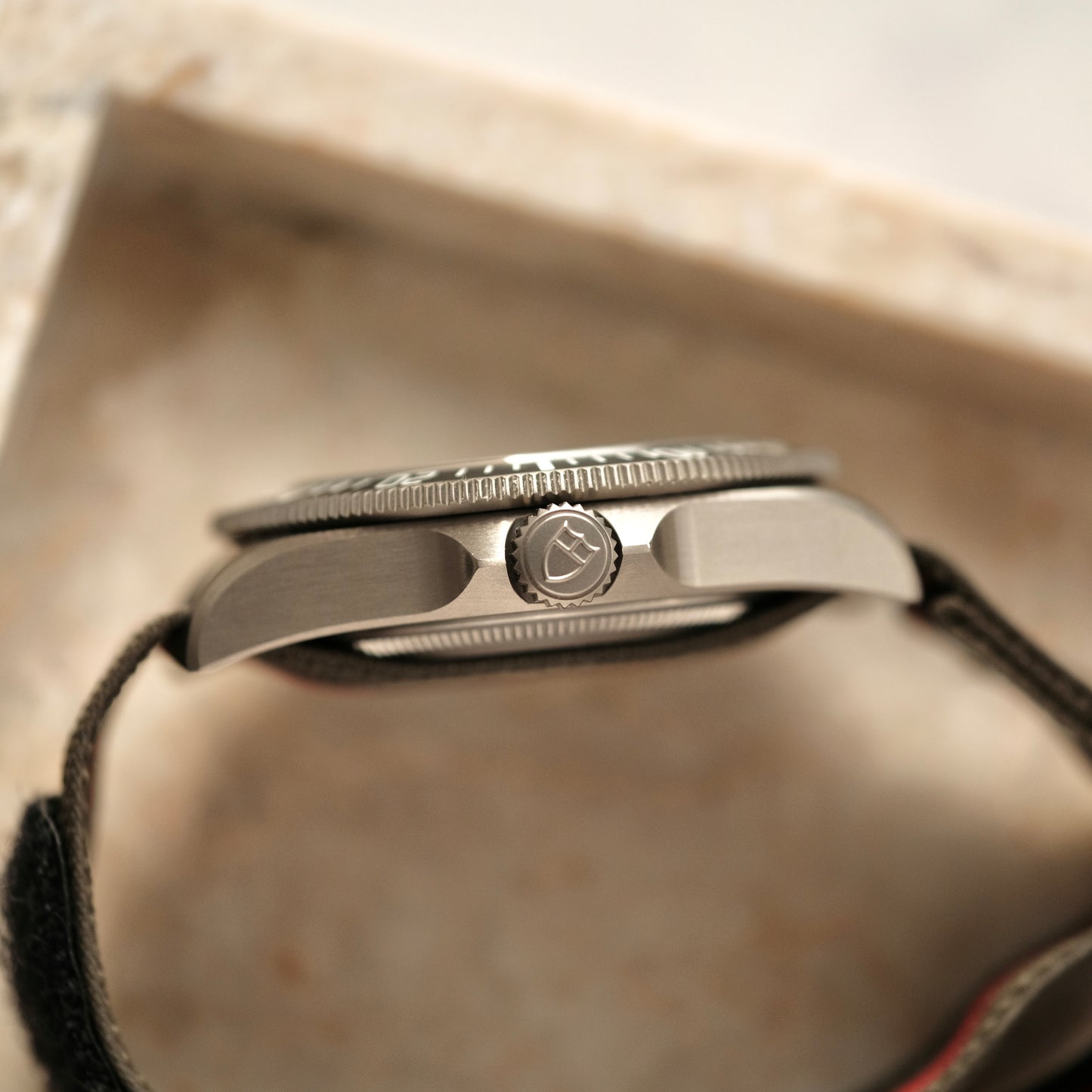 2023 Pelagos FXD Titanium 25717N, Full Set!