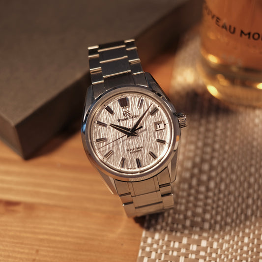 2025 Evolution 9 Hi-Beat ‘White Birch’ ref SLGH005, Box & Papers.