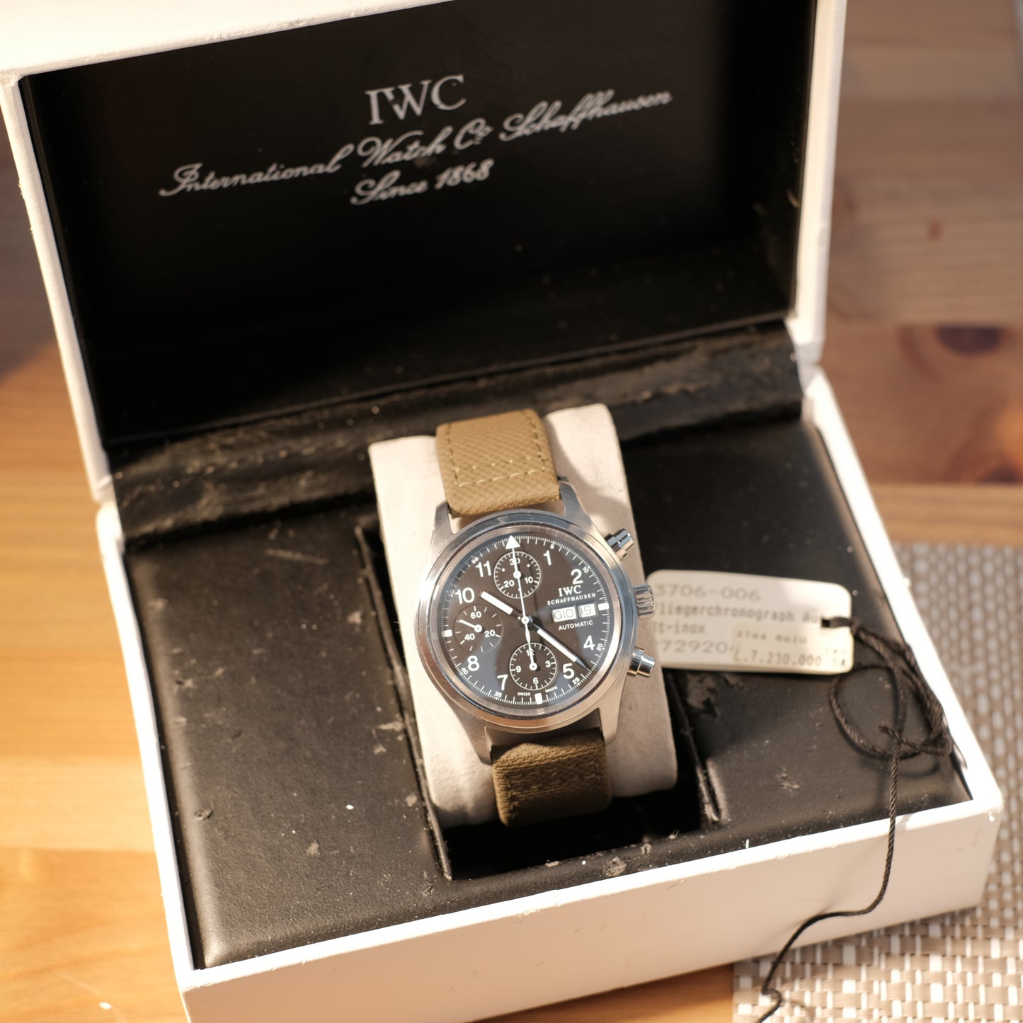 Circa 2000's Pilot’s FliegerChronograph 3706 Italian Market, ref IW370602 with Box.