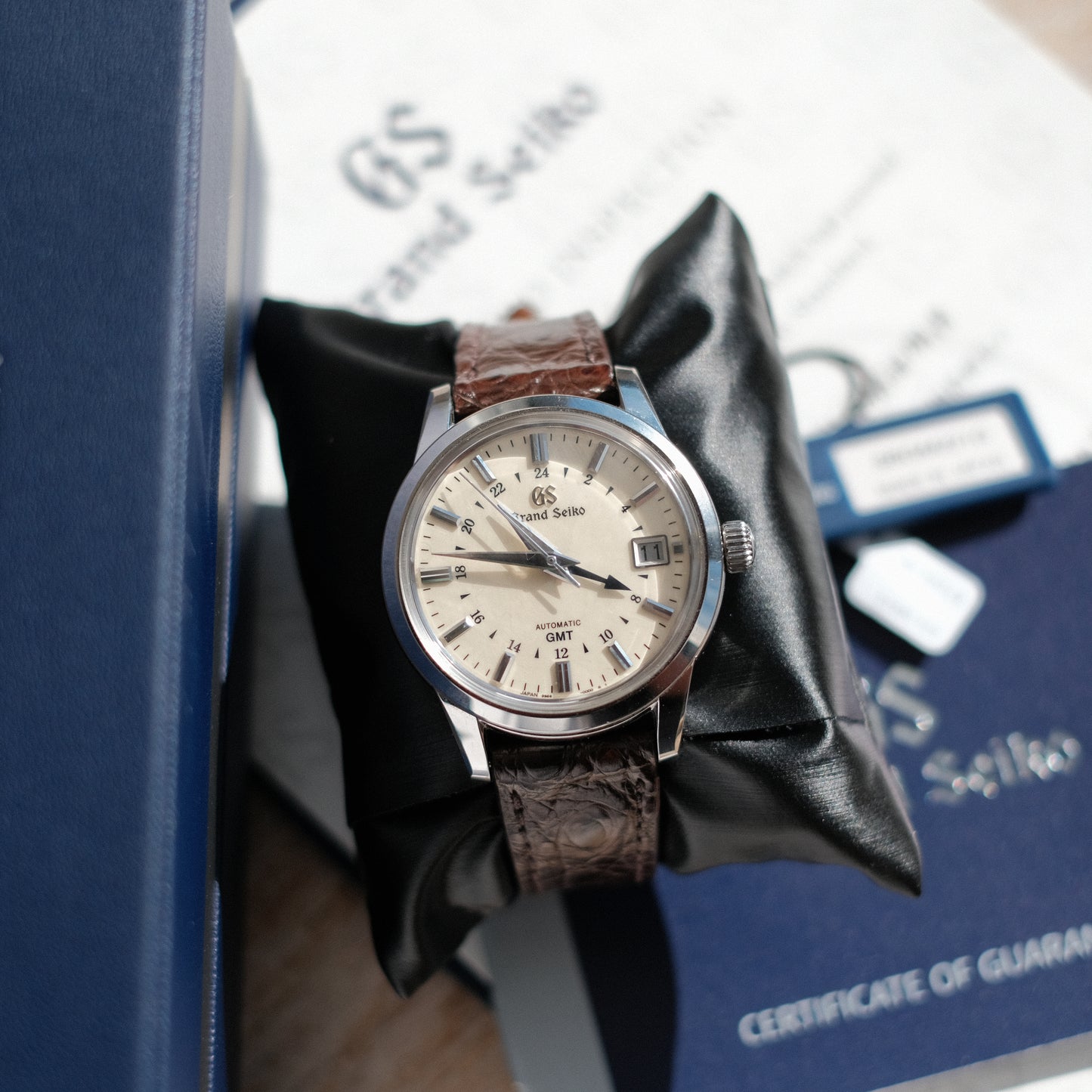 2020 Ivory GMT SBGM221, Box & Papers